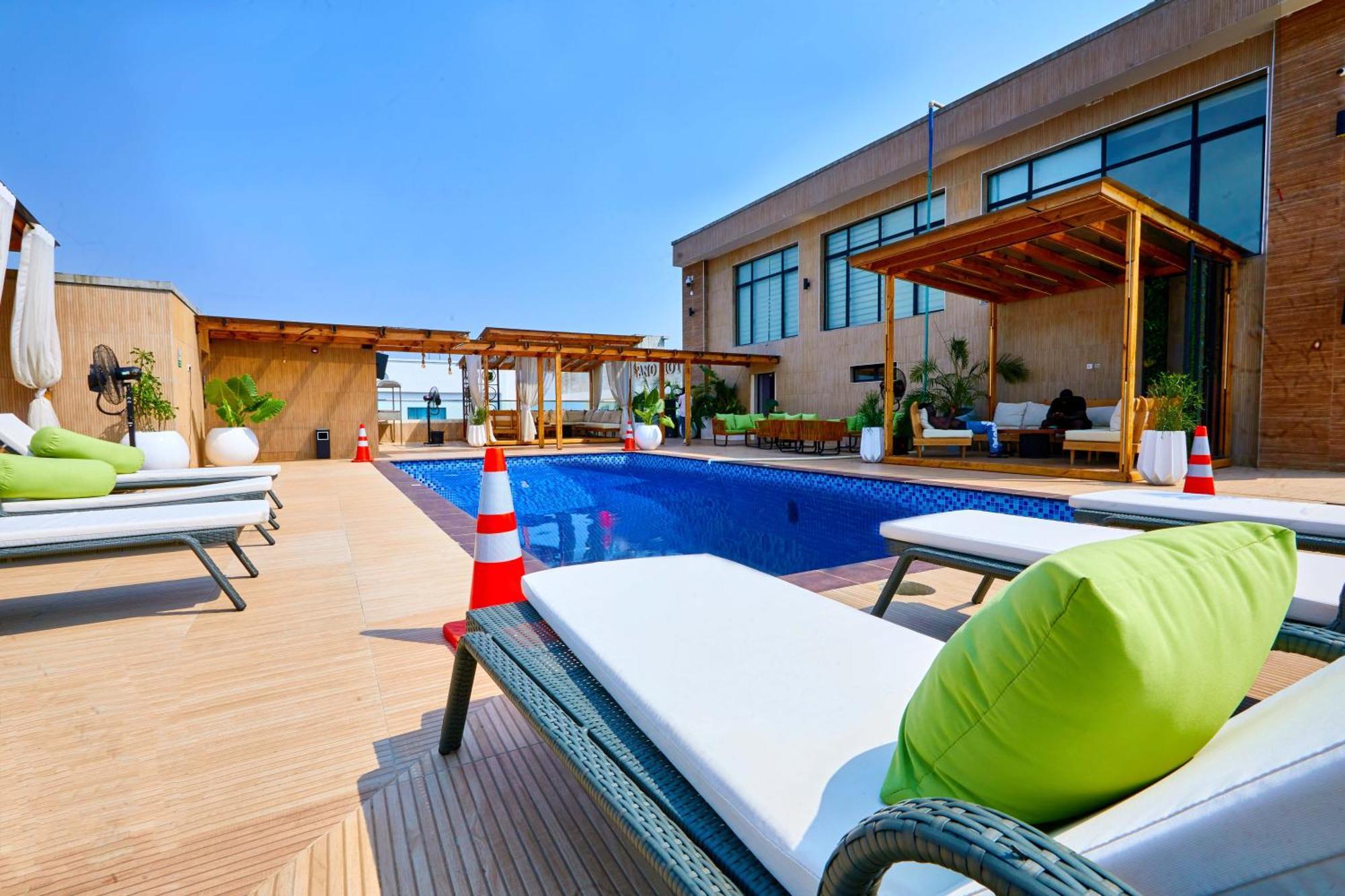Vintano Hotel Lekki Exterior photo