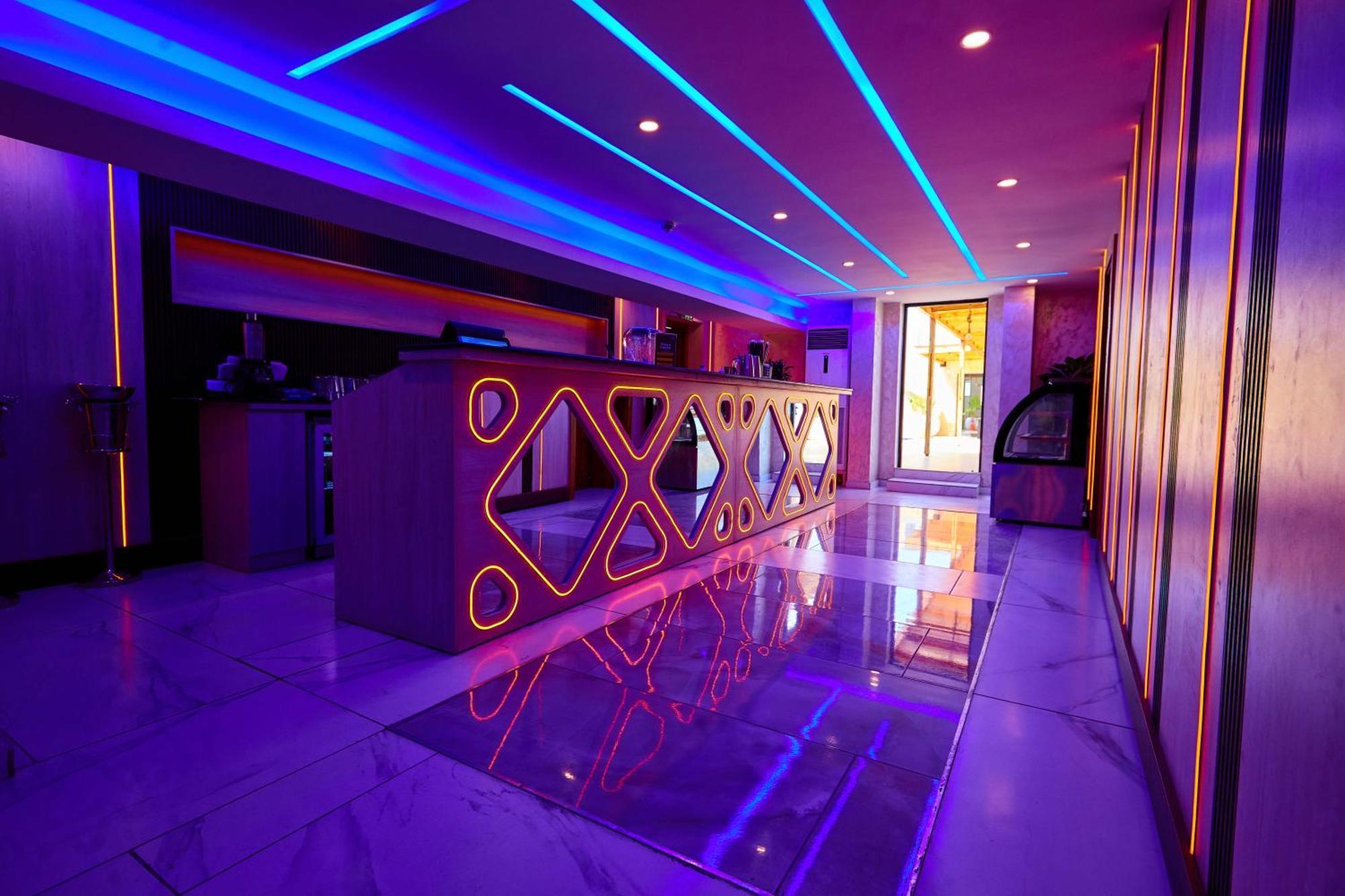 Vintano Hotel Lekki Exterior photo
