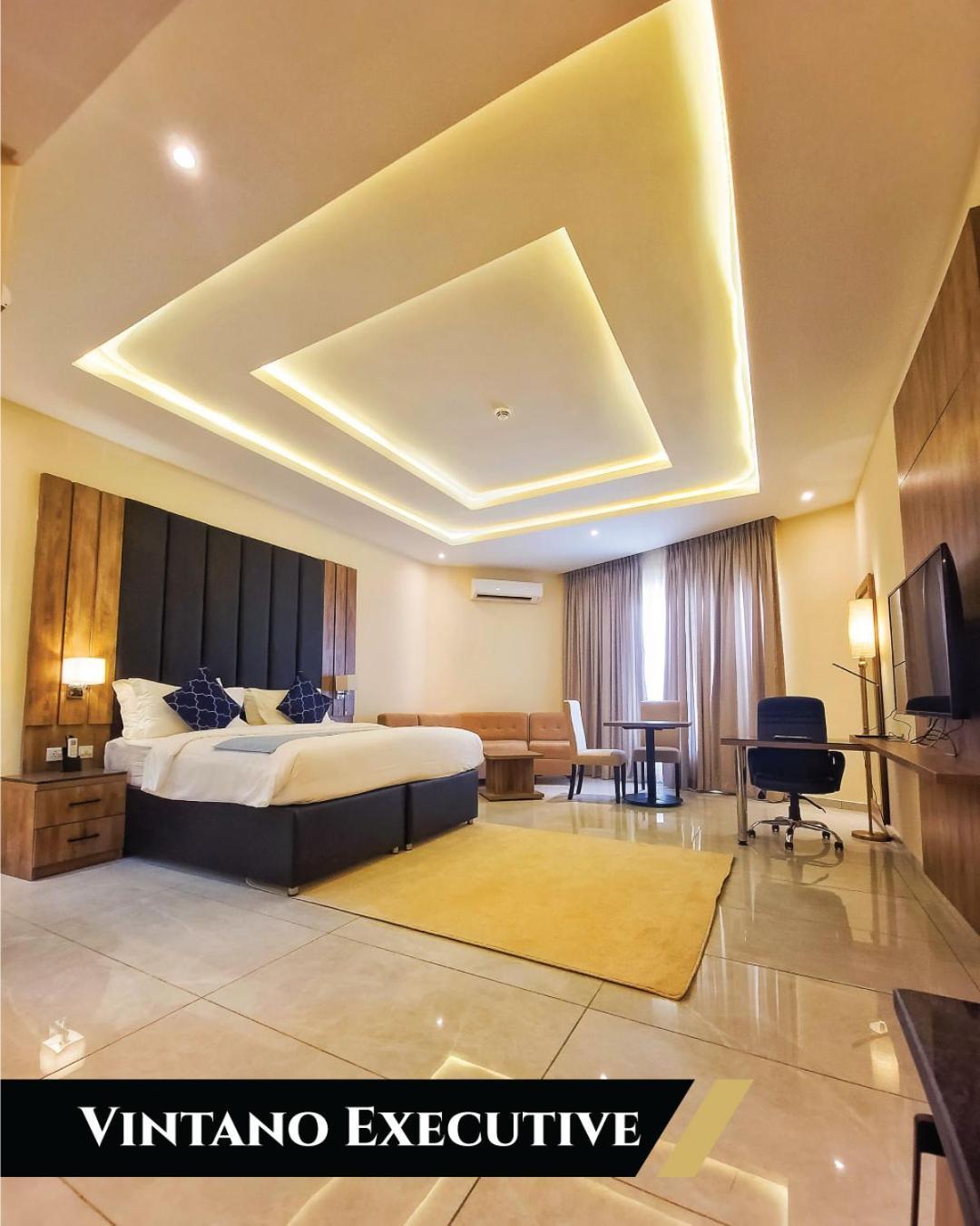 Vintano Hotel Lekki Exterior photo