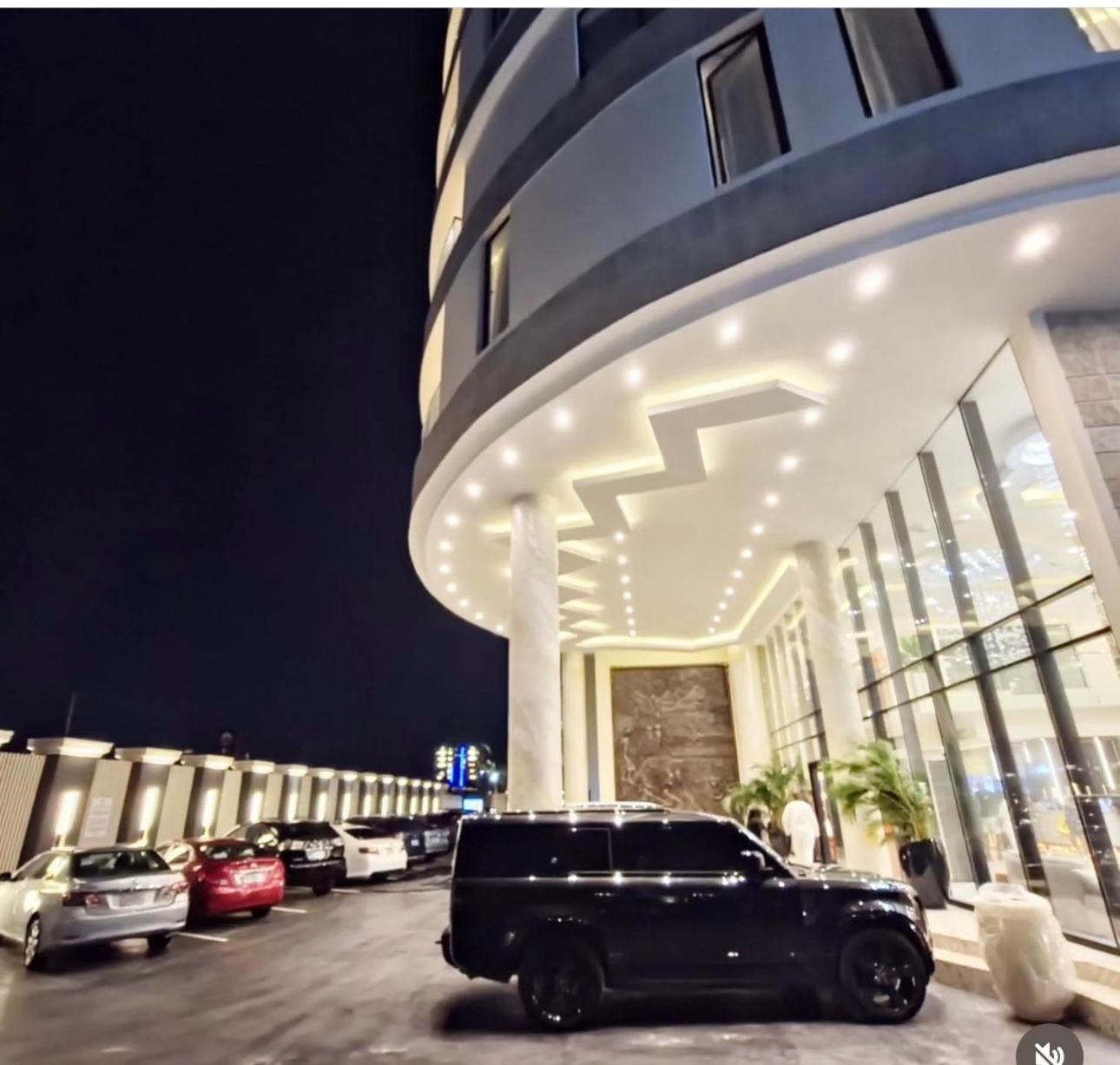 Vintano Hotel Lekki Exterior photo
