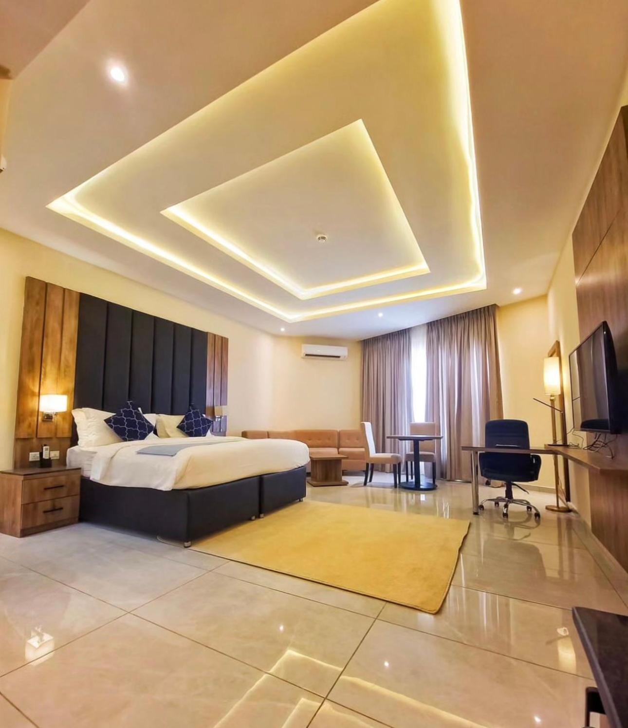 Vintano Hotel Lekki Exterior photo