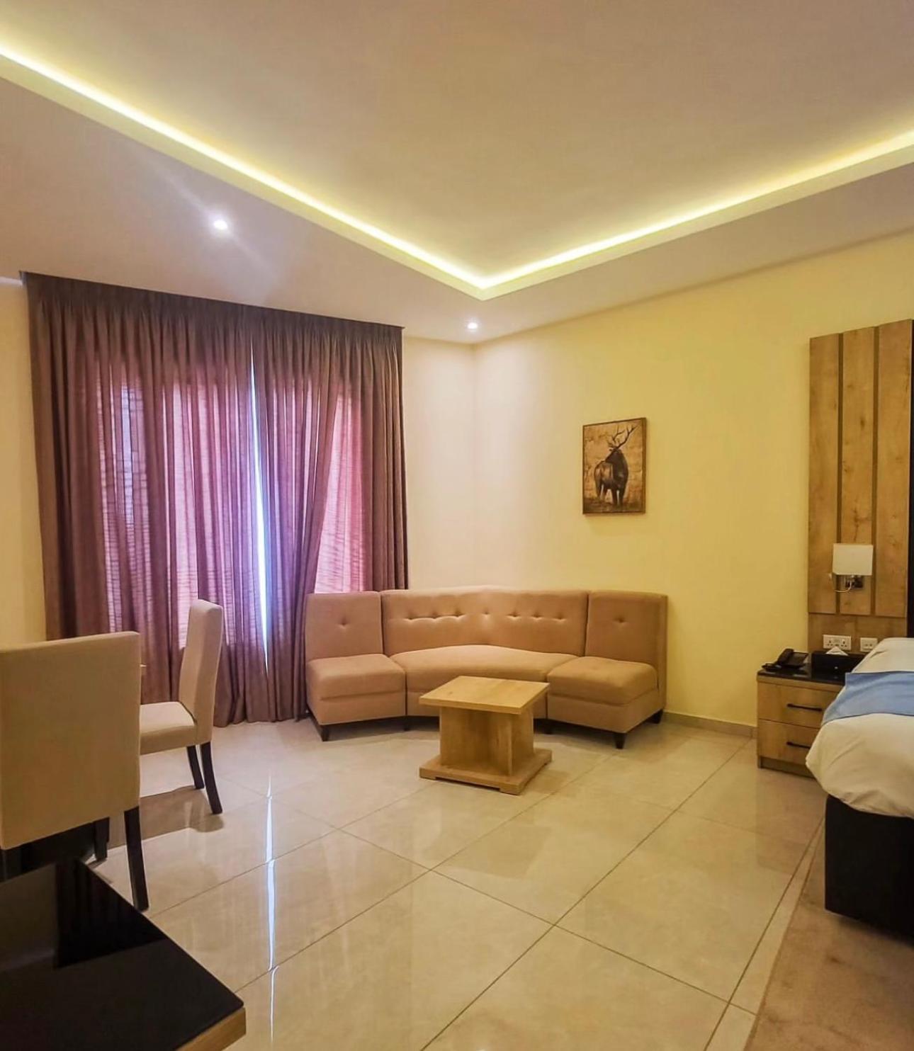 Vintano Hotel Lekki Exterior photo